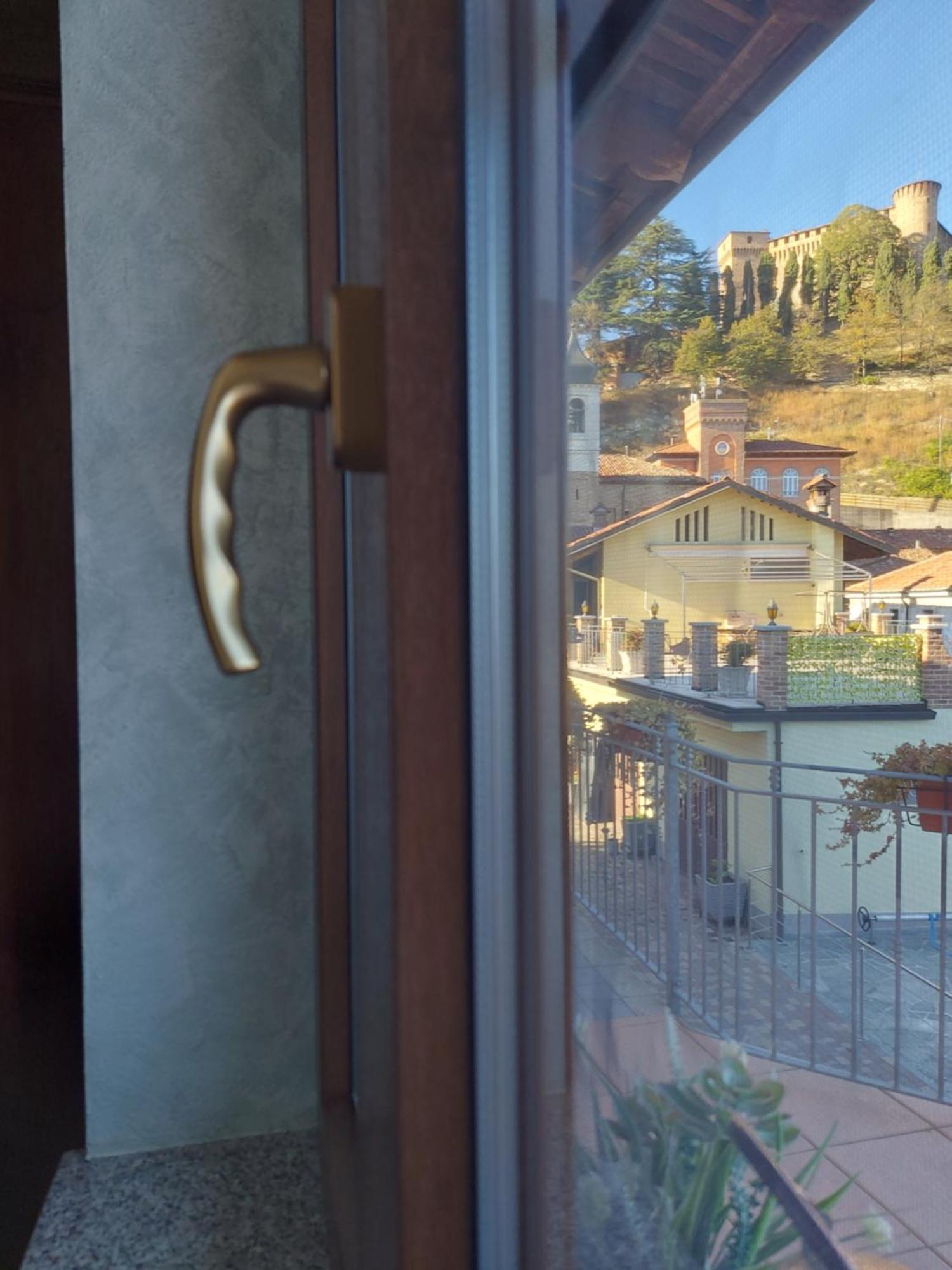 Rocche Di Montexelo - Green Key Apartments & Spa Monticello d'Alba ภายนอก รูปภาพ