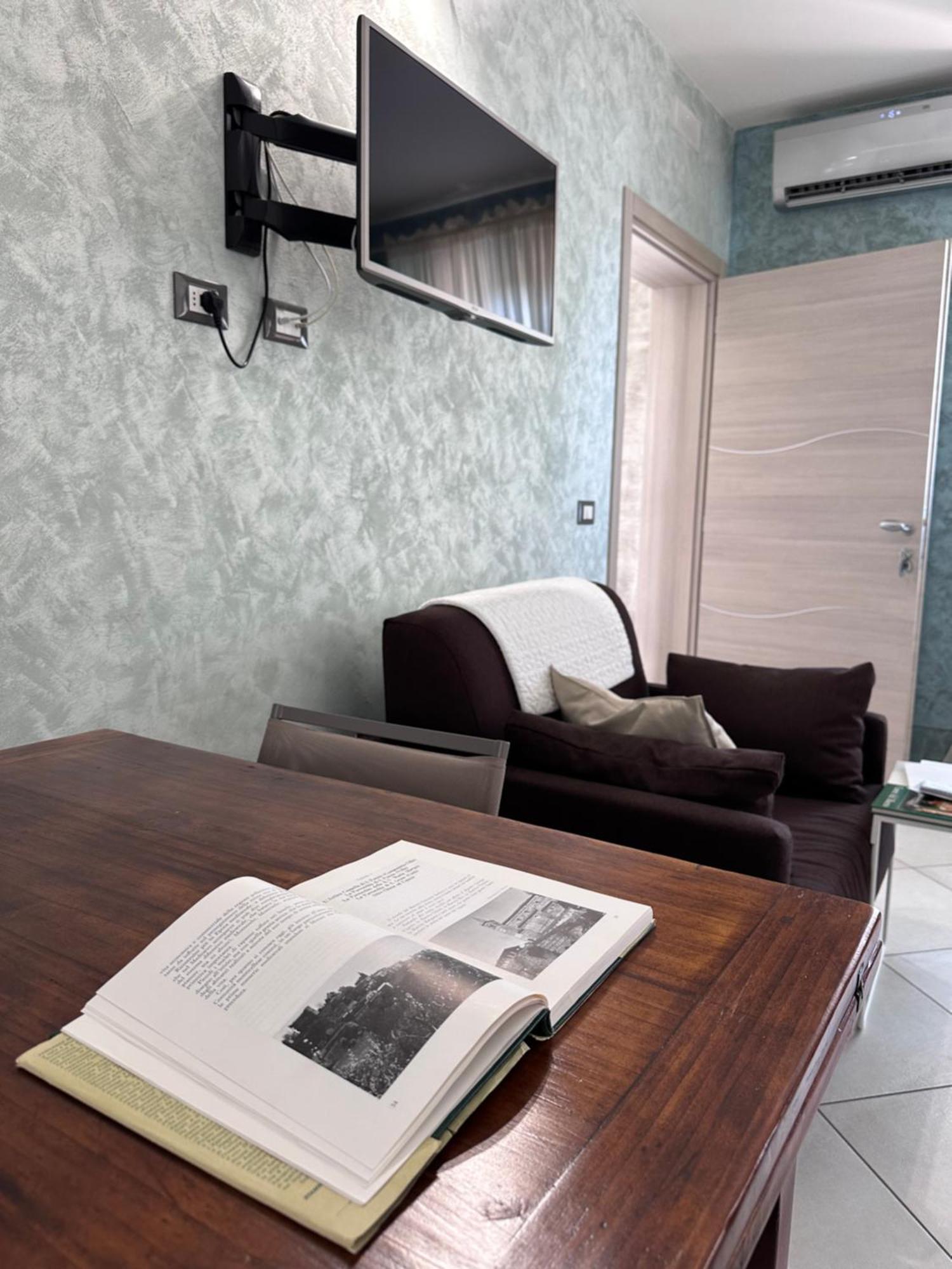 Rocche Di Montexelo - Green Key Apartments & Spa Monticello d'Alba ภายนอก รูปภาพ