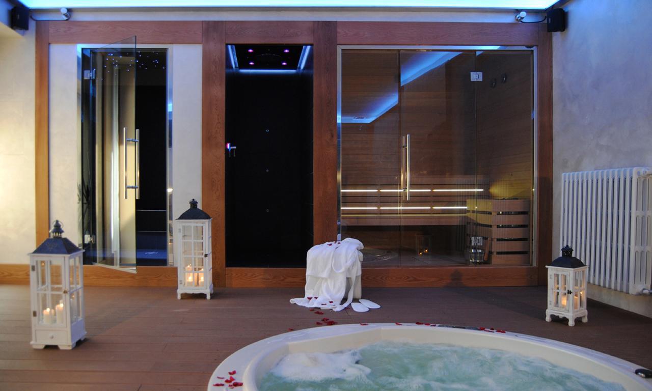 Rocche Di Montexelo - Green Key Apartments & Spa Monticello d'Alba ภายนอก รูปภาพ